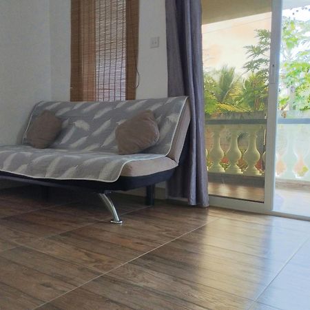 Dovass Self Catering Apartments Takamaka Εξωτερικό φωτογραφία