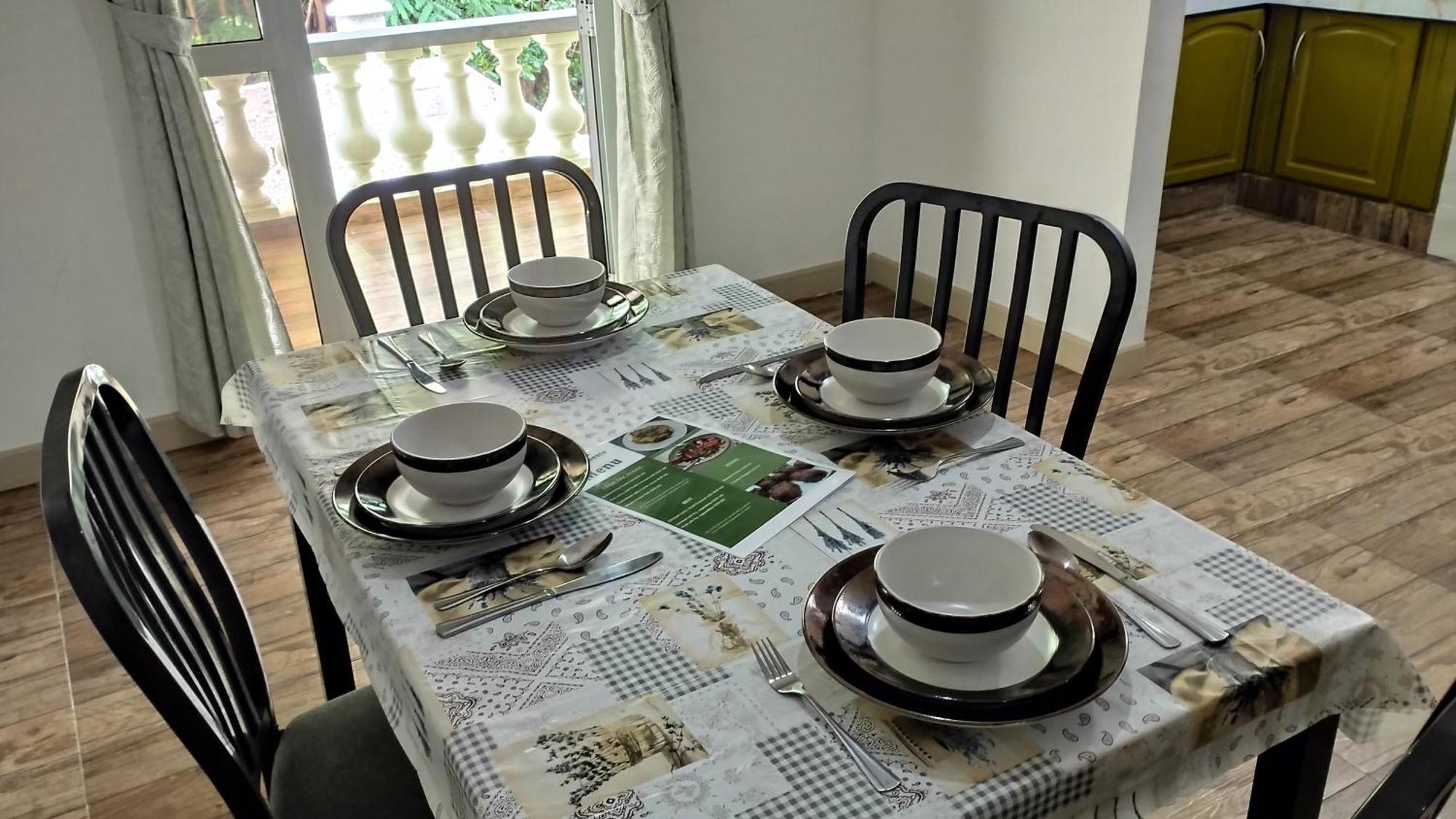 Dovass Self Catering Apartments Takamaka Εξωτερικό φωτογραφία